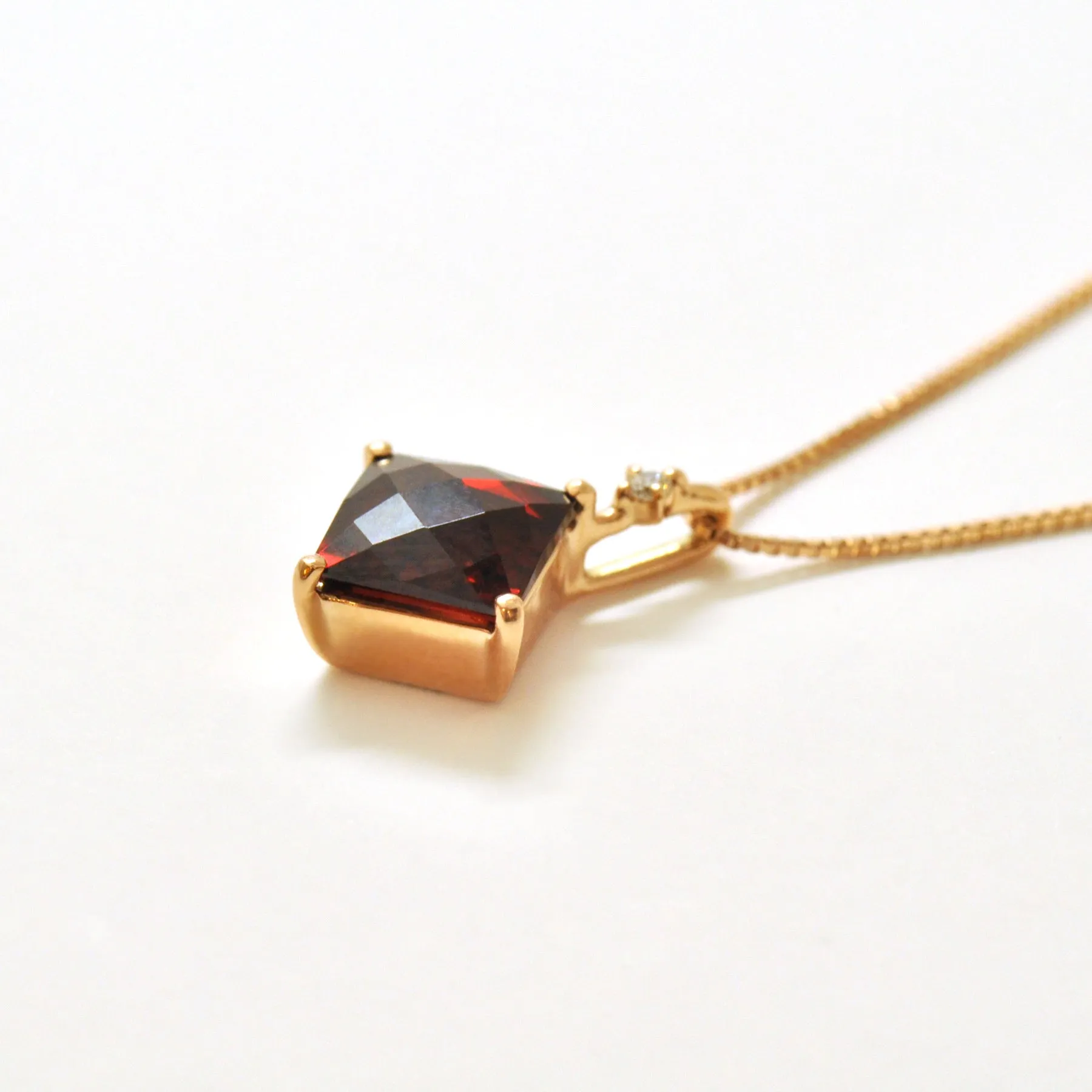 Garnet Square Necklace (10K Rose Gold)