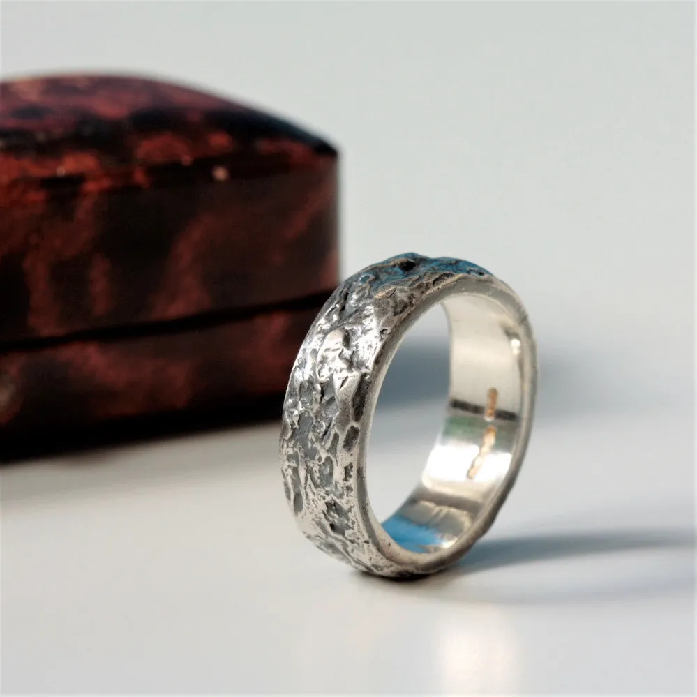 Silver Rustic Treasure Ring - 6.5 mm
