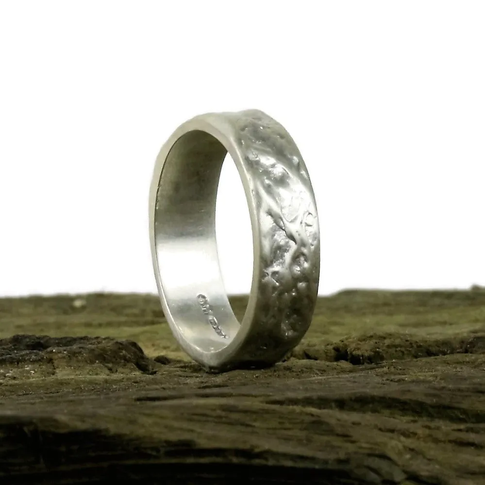 Silver Rustic Treasure Ring - 6.5 mm